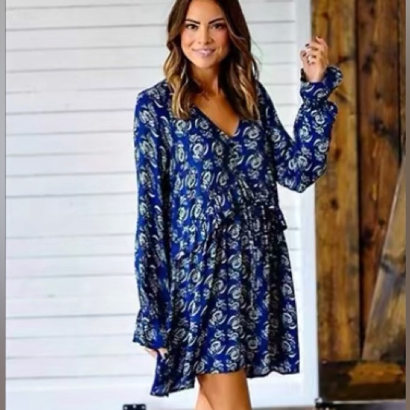 Dresses & Skirts - Bella Ella | Print Dress